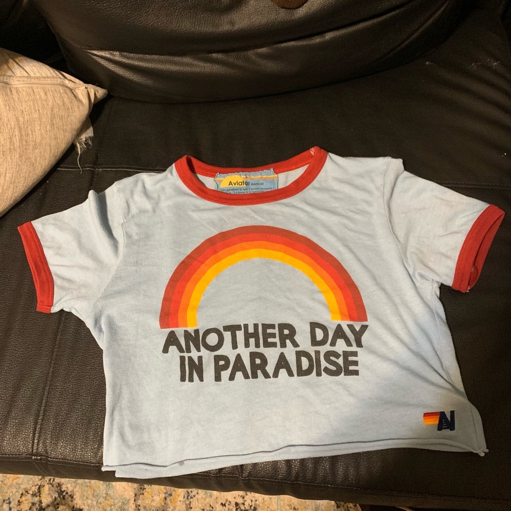 Women’s small aviator t shirt like new